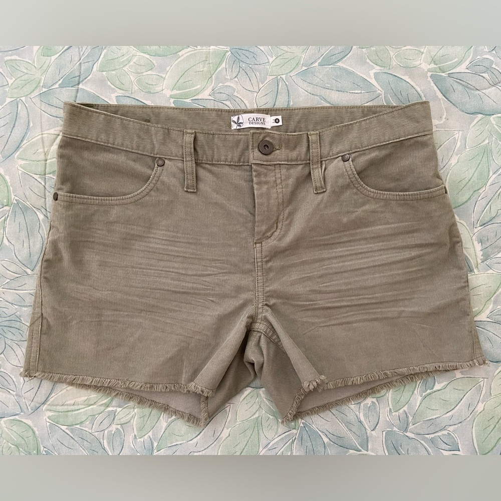 Carve Designs Oahu Corduroy shorts Sage Green